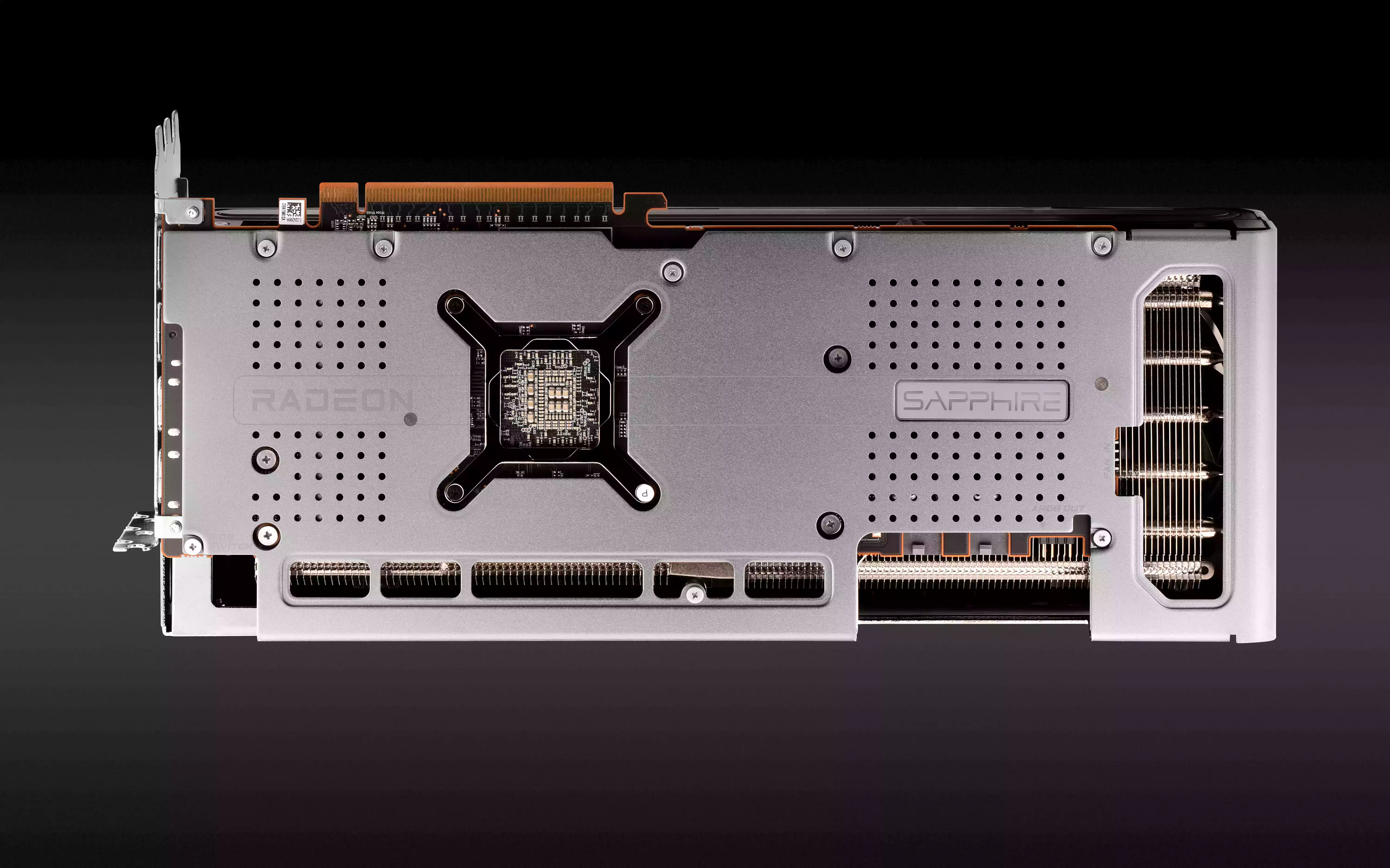 NITRO+ AMD Radeon™ RX 7700 XT 12GB